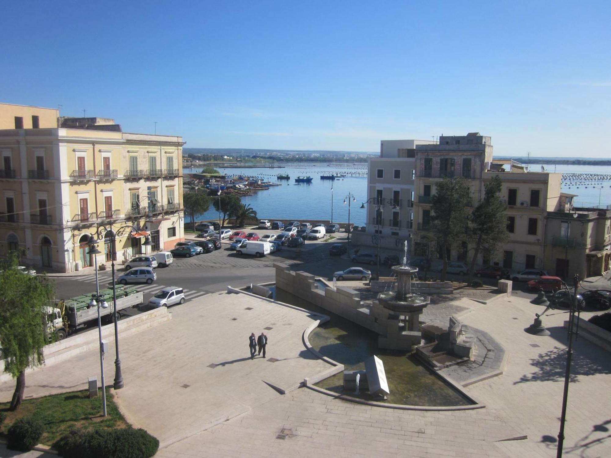 Albergo Del Sole Taranto Luaran gambar
