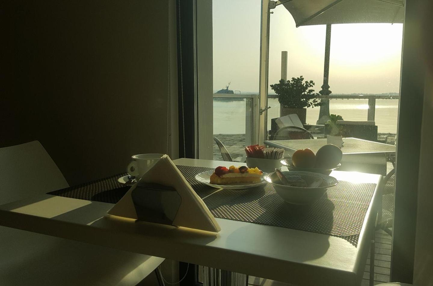 Albergo Del Sole Taranto Luaran gambar