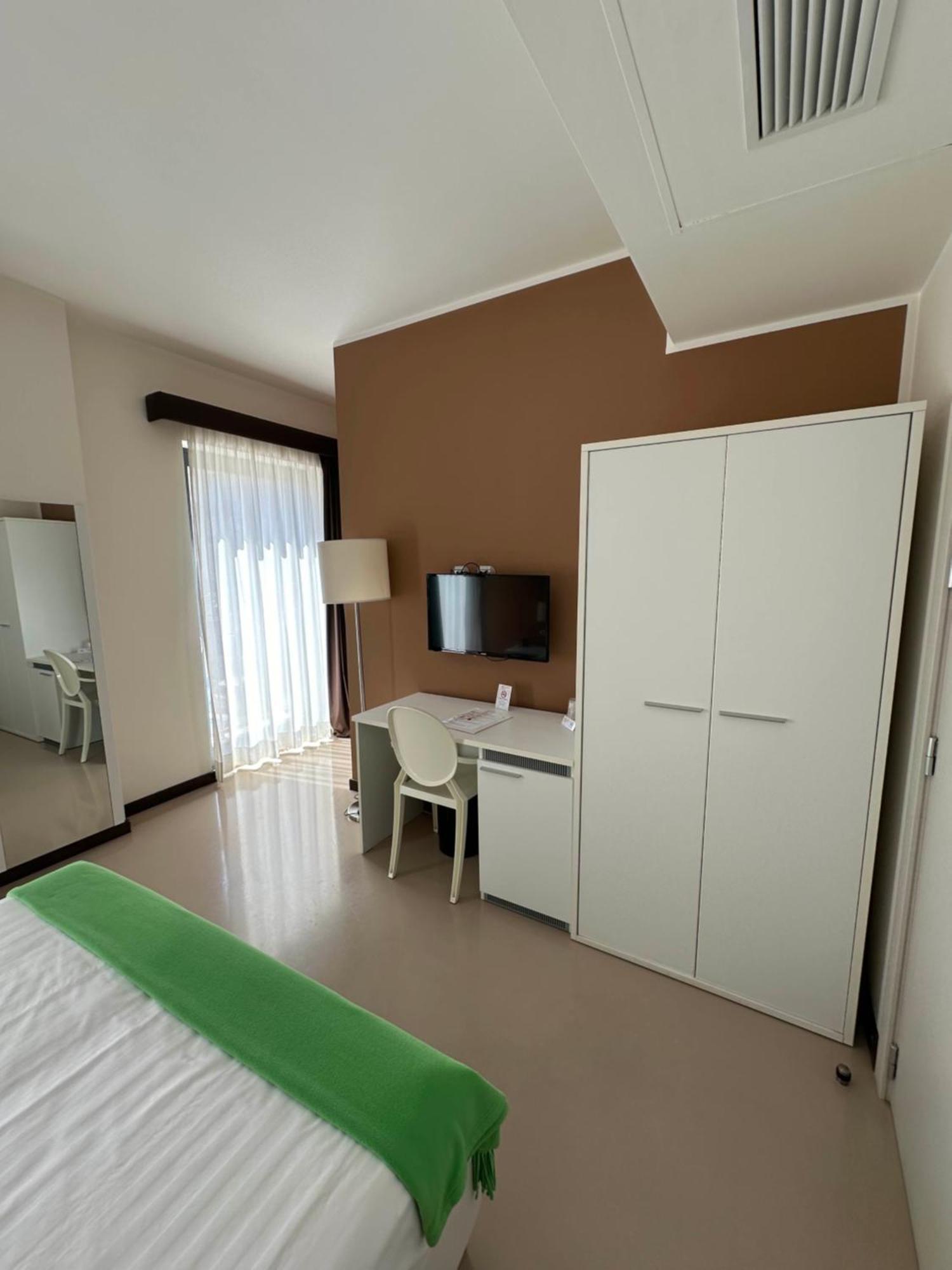Albergo Del Sole Taranto Luaran gambar
