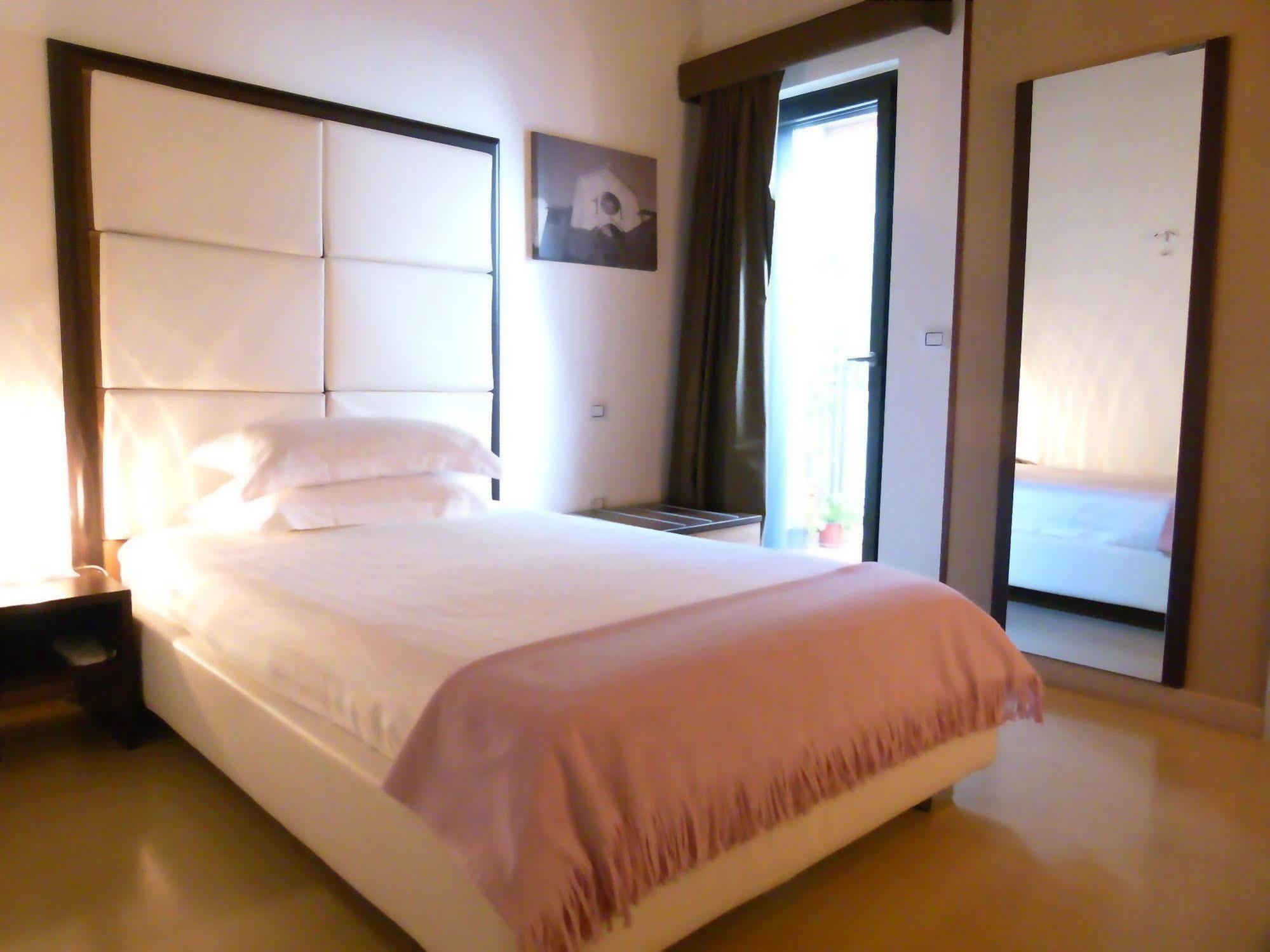 Albergo Del Sole Taranto Luaran gambar