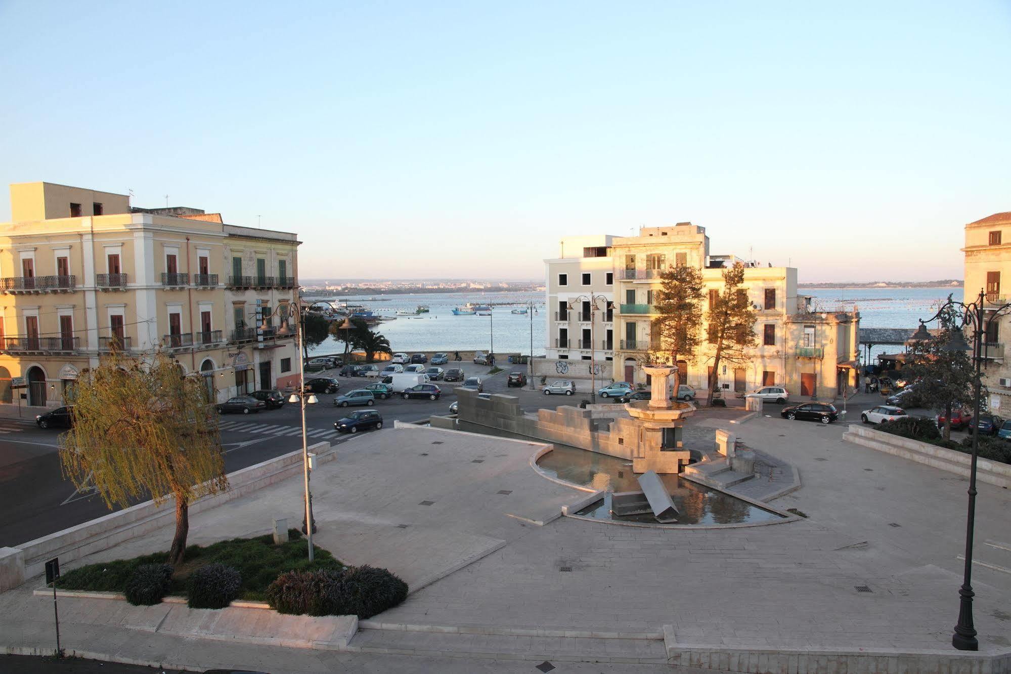 Albergo Del Sole Taranto Luaran gambar
