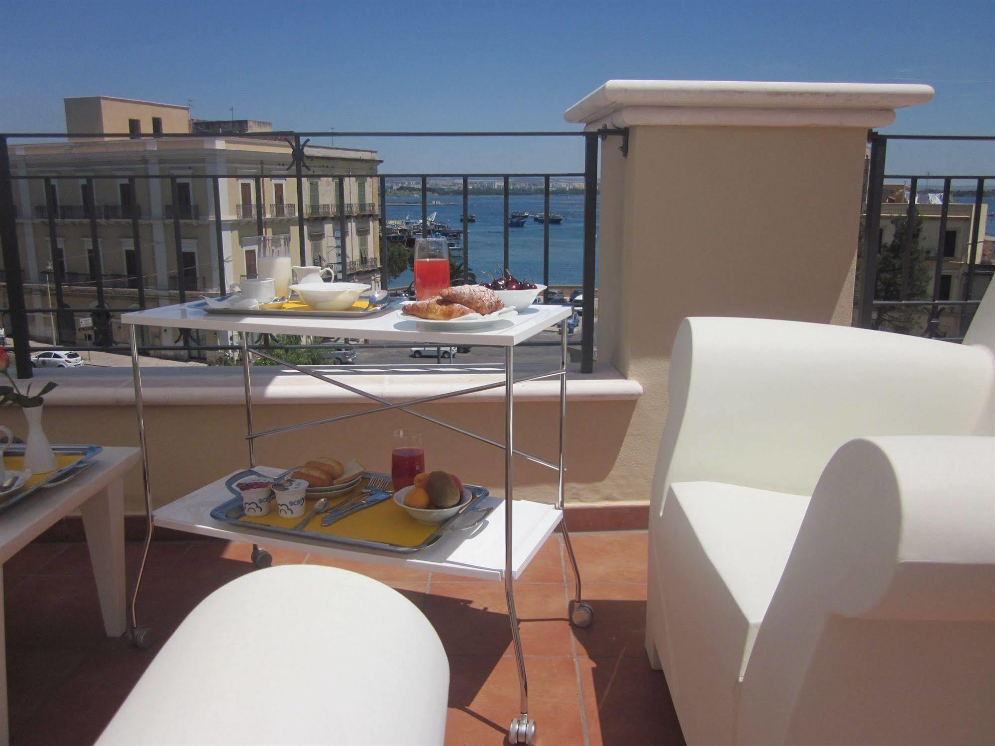 Albergo Del Sole Taranto Luaran gambar